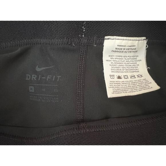 Nike Pro Girls Black Capri Compression 3/4 Leggings Sport Athlete  Pants Size XL - Picture 6 of 7